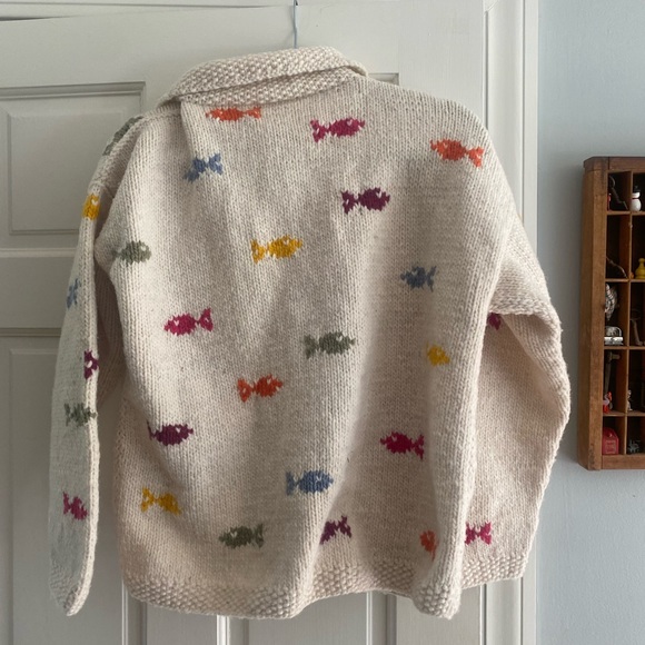 Pachamama fish sweater - Picture 4 of 5
